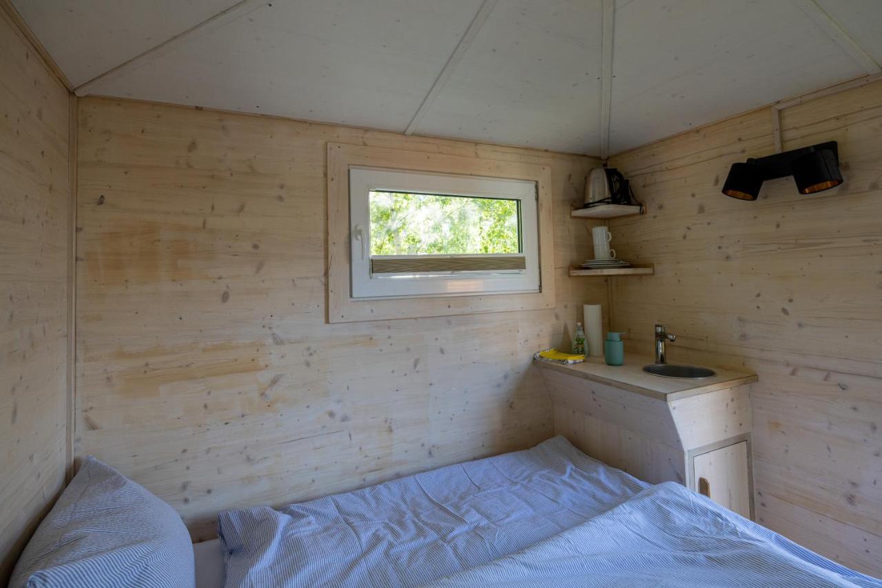 Camping Baumhaus - Tiny Haus In Der Hoehe *